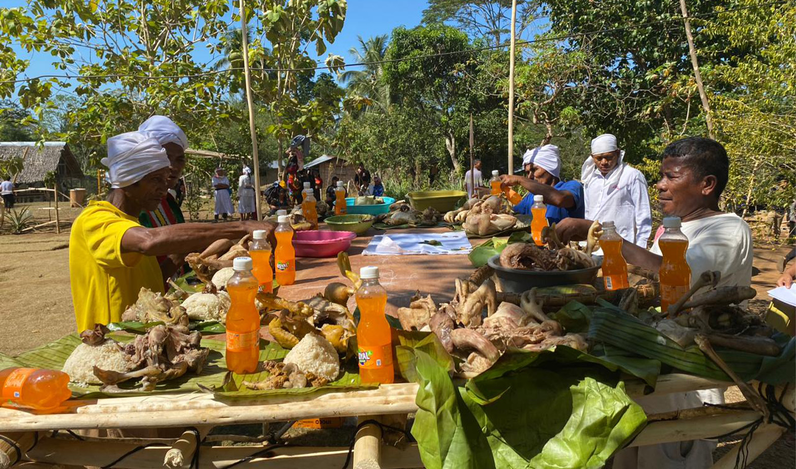 During the ritual offered to their Apo (ancestors), and to Magbabaya (God). (SAMDHANA/Xenia)