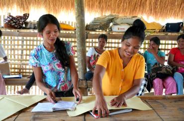 But for these Menuvu women from CADT 206 in Southern Bukidnon, women should now take more active roles in the community– even taking the lead in defending their communities. The women have formed their organizations in their own communities and set their vision and mission in the next 3 years.  (SAMDHANA)